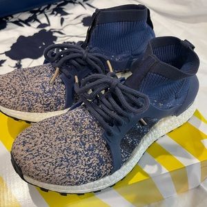 Adidas UltraBoost X All Terrain Athletic Shoes Size 8.5 Gently Worn 2-3 Times